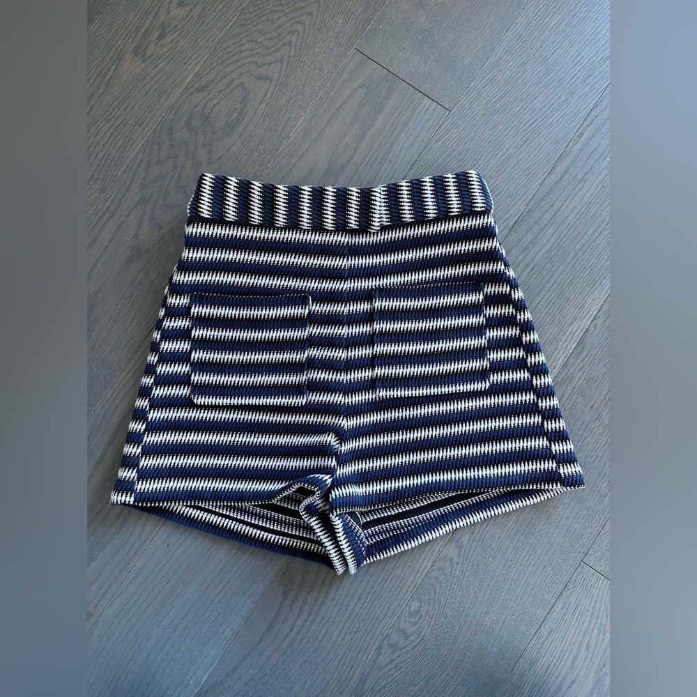Striped Tailored Shorts (blue and white)